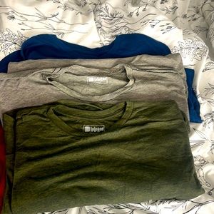 3 LulaRoe Tshirts. Never been worn.